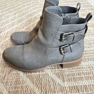 Old Navy Gray Ankle Boots